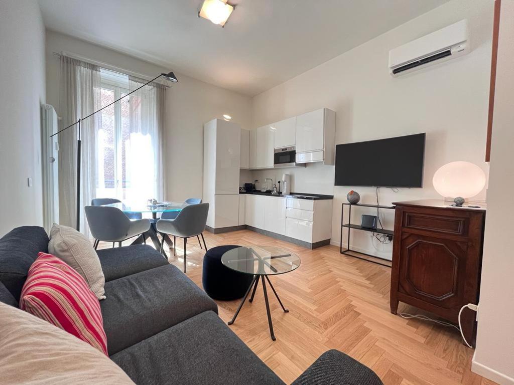 Kibilu - Corso Ventidue Marzo - Centro Citta Apartment Milan Luaran gambar