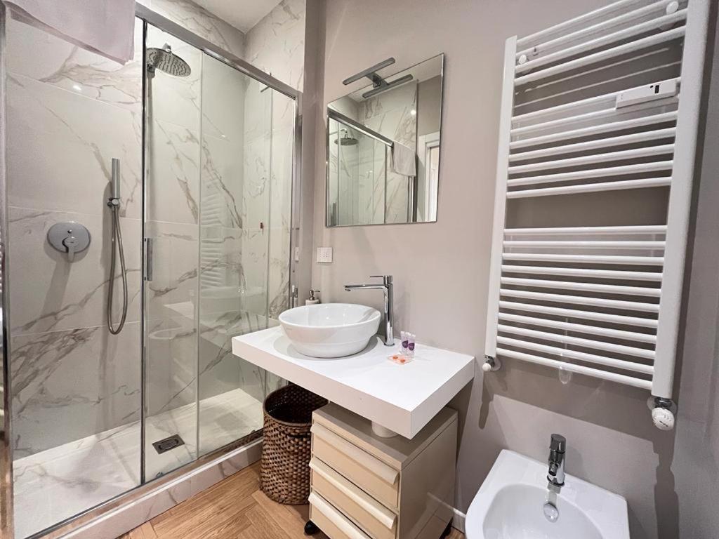 Kibilu - Corso Ventidue Marzo - Centro Citta Apartment Milan Luaran gambar